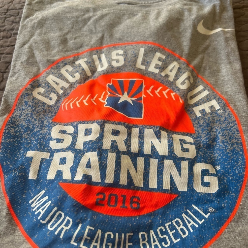 Women's Nike Spring Training 2016 T-Shirt - Picture 2 of 5